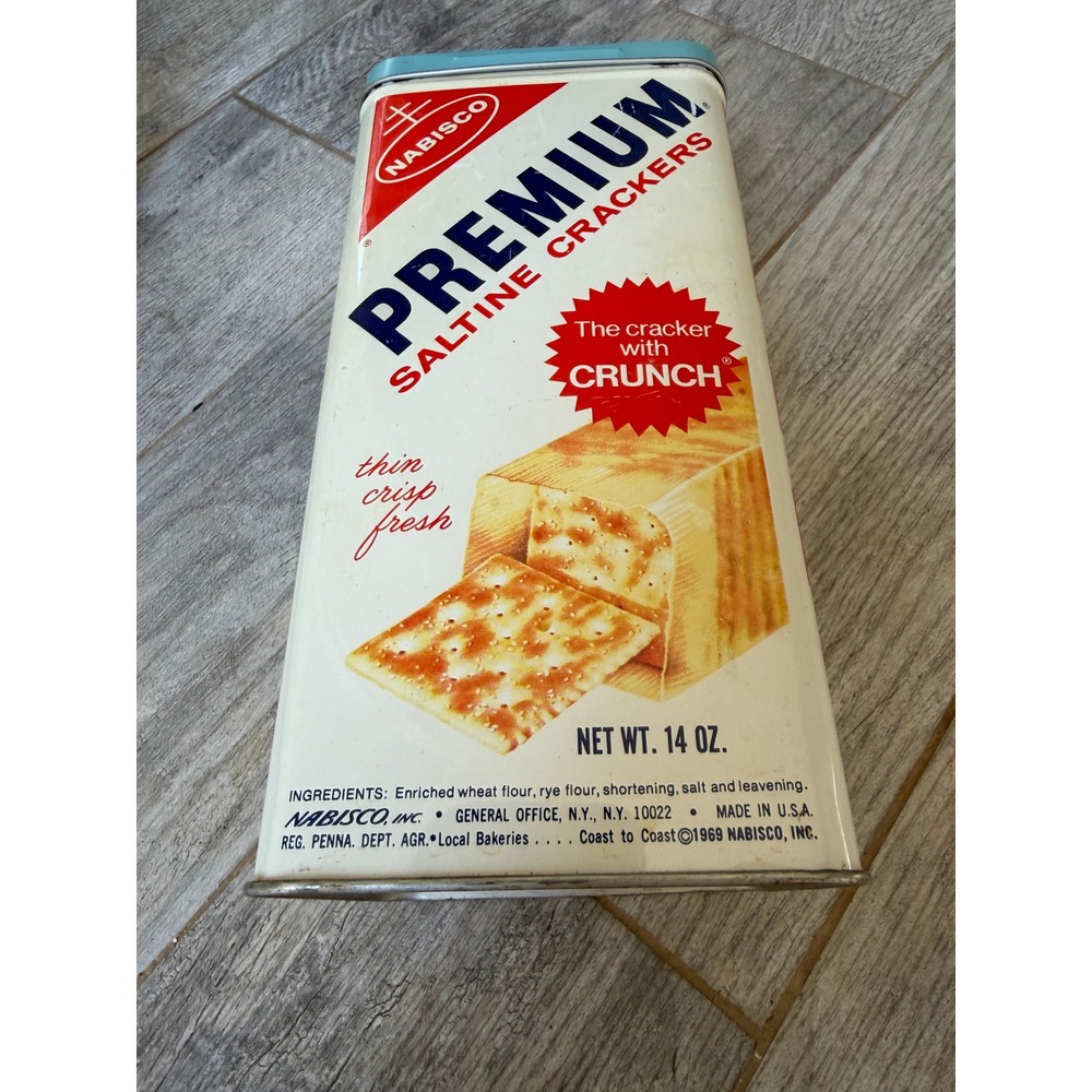 Nabisco Premium Saltine Cracker Tin Vintage 1969 Advertising Decor Made in USA